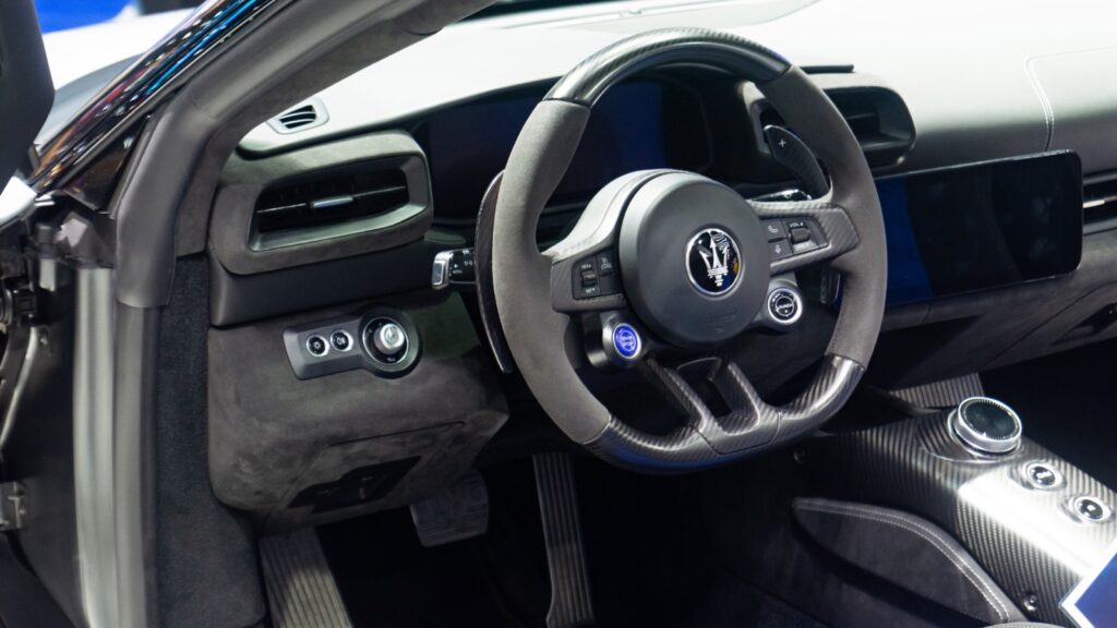 Interni artigianali supercar